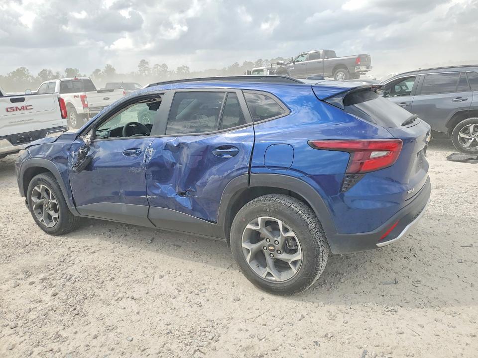 2024 Chevrolet Trax VIN KL77LHE24RC136901 COPART salvage auction — ROLLOVER, La - Cert Of Title-Salvage, sold $4,400 on 2026-07-02 (photo 2)
