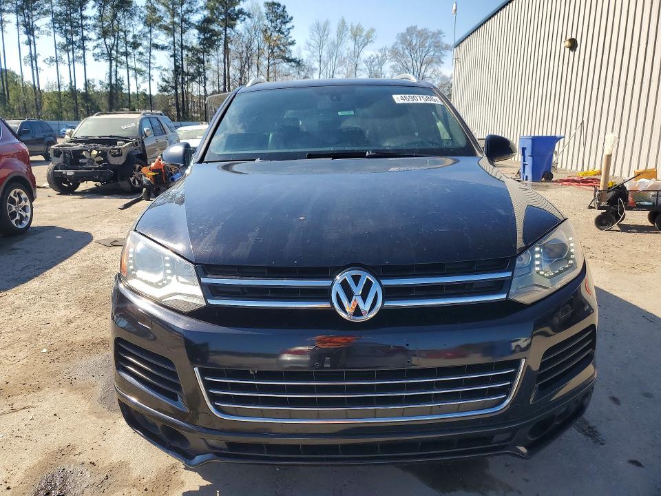 2014 Volkswagen Touareg VIN WVGDP9BPXED007867 COPART salvage auction — FRONT END, SC - CERT OF TITLE-SALVAGE, sold $3,450 on 2026-07-20 (photo 5)