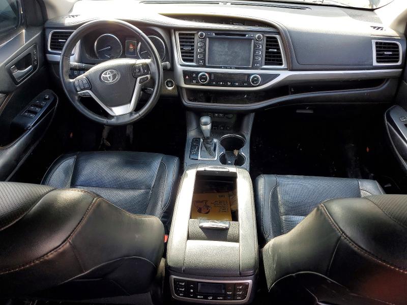 2018 Toyota VIN 5TDDZRFH1JS833975 COPART salvage auction — VANDALISM, On - Permit No Brand - Unfit, sold $15,900 on 2026-07-03 (photo 8)