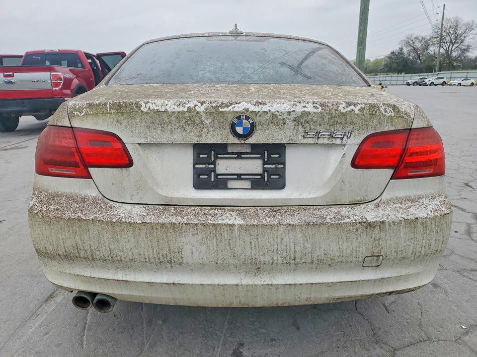 2012 BMW 3er VIN WBAKF3C59CE793464 COPART salvage auction — FRONT END, Tn - Certificate Of Title, sold $150 on 2026-07-13 (photo 6)