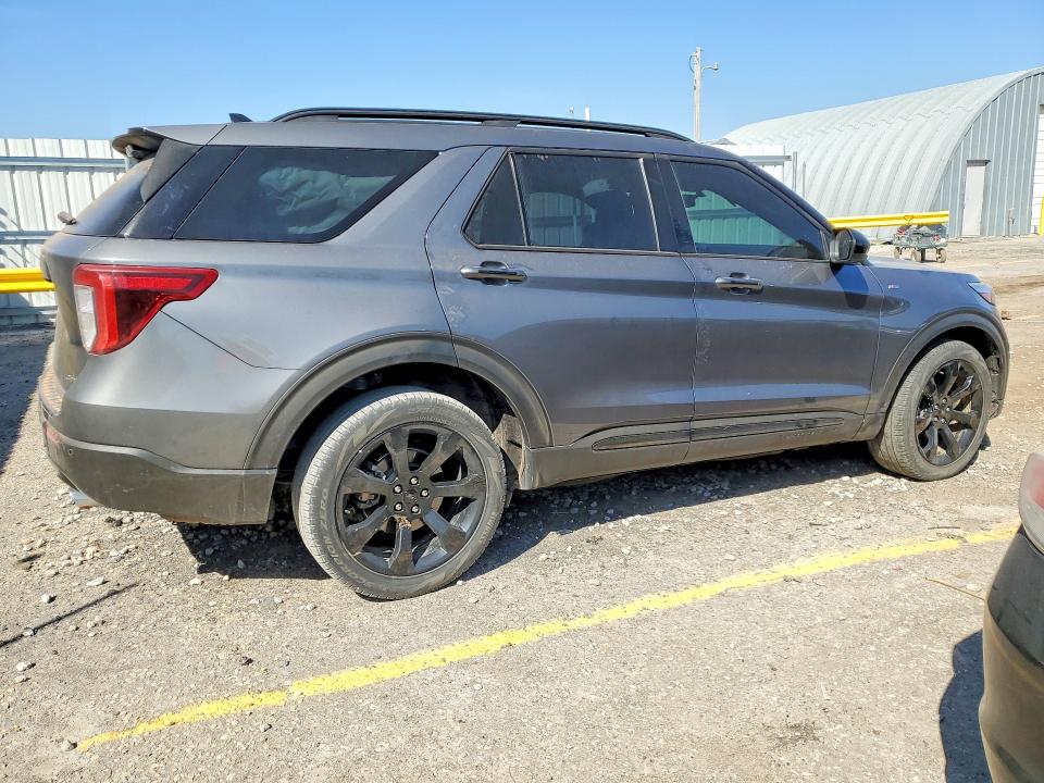 2023 Ford Explorer VIN 1FMSK8KH8PGB65635 COPART salvage auction — SIDE, Ks - Cert Of Title-Salvage, sold $13,800 on 2026-07-01 (photo 3)
