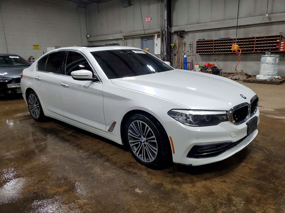 2018 BMW 5er VIN WBAJE7C5XJWC57526 COPART salvage auction — FRONT END, Ny - Mv-907A Salvage Certificate, sold $10,300 on 2026-07-07 (photo 4)