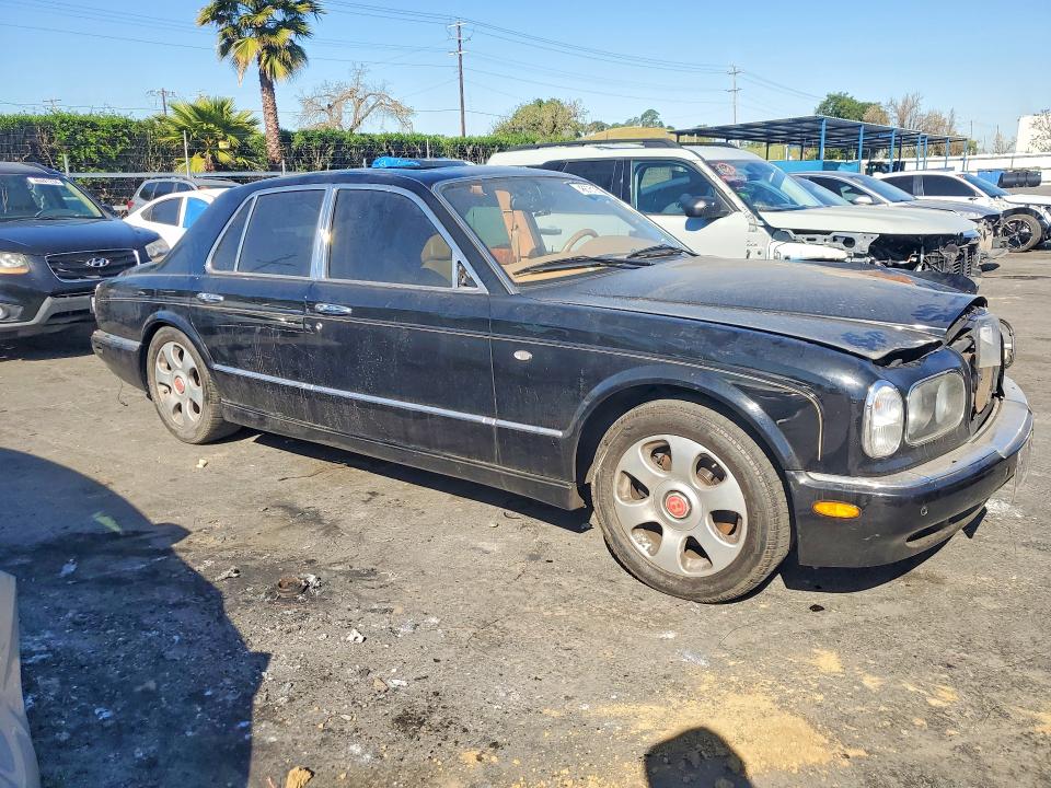 2000 Bentley Arnage VIN SCBLC31E8YCX04301 COPART salvage auction — ENGINE BURN, Ca - Dis/Dlr/Exp Only Clean Title, sold $2,650 on 2026-09-24 (photo 4)