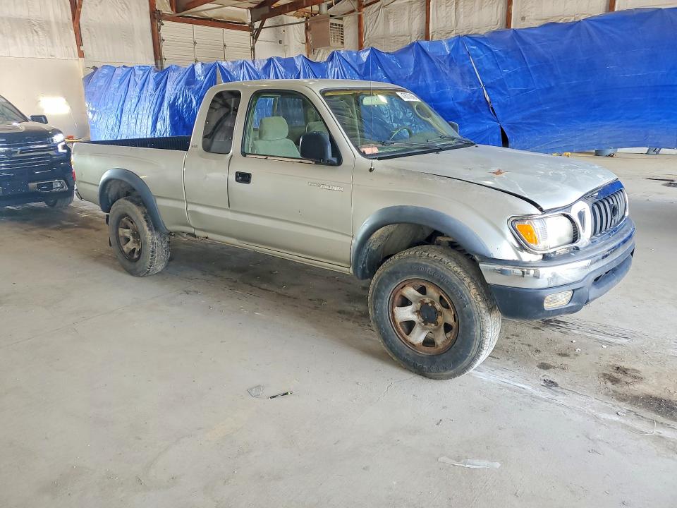 2004 Toyota Tacoma VIN 5TEWN72N74Z374155 COPART salvage auction — SIDE, Ky - Certificate Of Title, sold $1,950 on 2026-07-17 (photo 4)