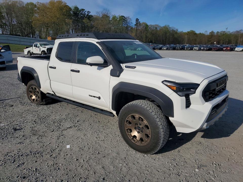 2024 Toyota Tacoma VIN 3TYLF5LN9RT005048 COPART salvage auction — Rear End, NC - SALVAGE CERTIFICATE OF TITLE, sold $24,800 on 2026-05-06 (photo 4)