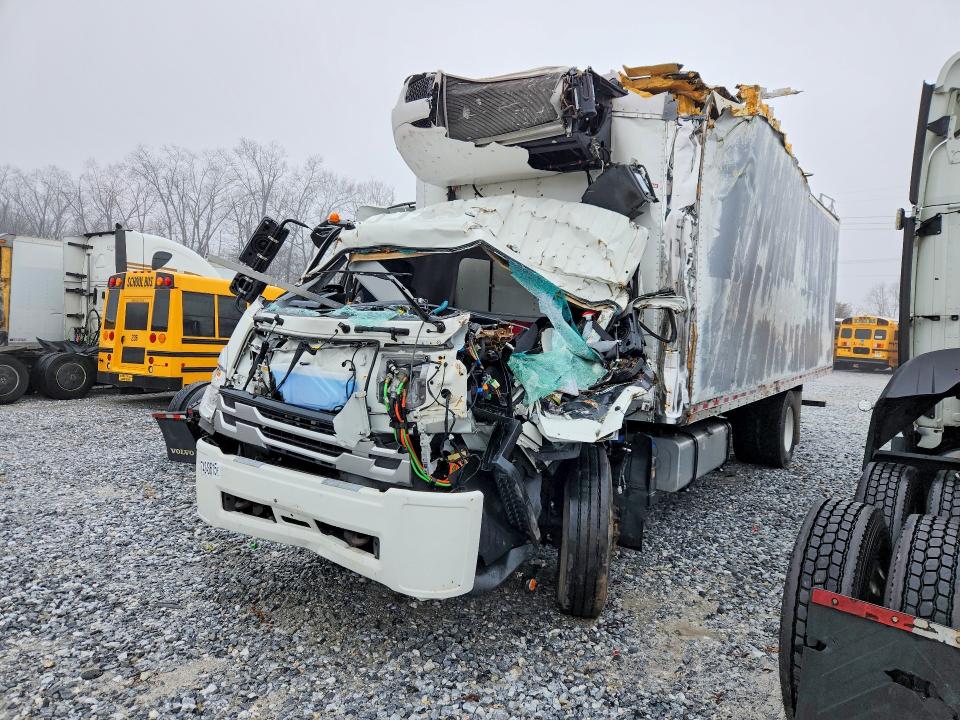 2023 Isuzu VIN 54DK6S1F4PSA51570 COPART salvage auction — ROLLOVER, Pa - Certificate Of Salvage, sold $4,600 on 2026-08-24 (photo 1)