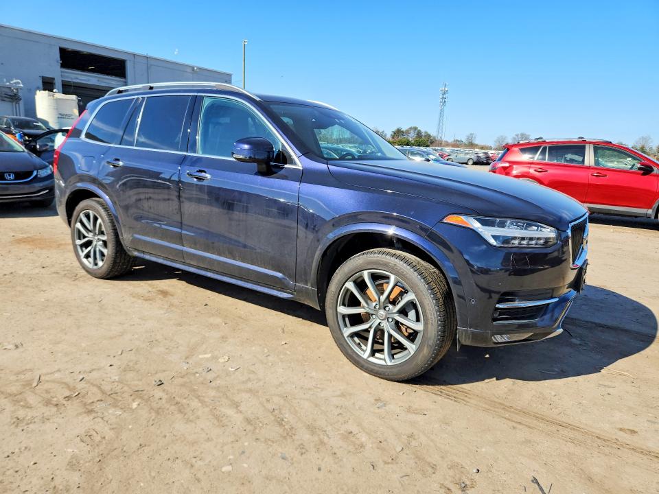 2017 Volvo Xc90 VIN YV4A22PK9H1143615 COPART salvage auction — Burn Engine, Va - Cert Of Title - Salvage, sold $5,900 on 2026-08-12 (photo 4)