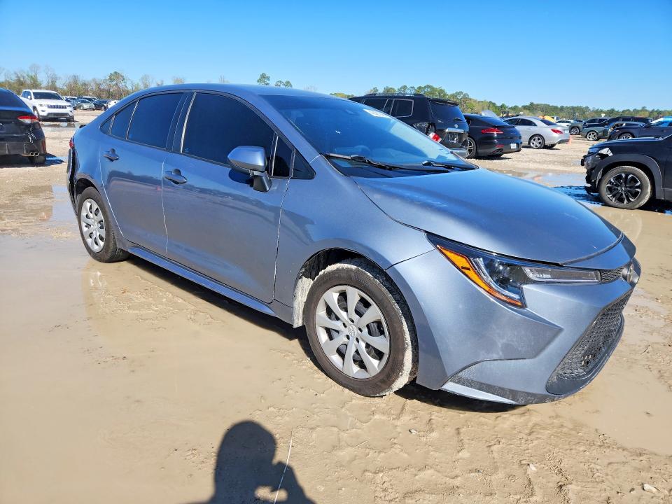 2022 Toyota Corolla VIN 5YFEPMAE7NP370233 COPART salvage auction — REAR END, Tx - Salvage Vehicle Title, sold $4,650 on 2026-07-10 (photo 4)