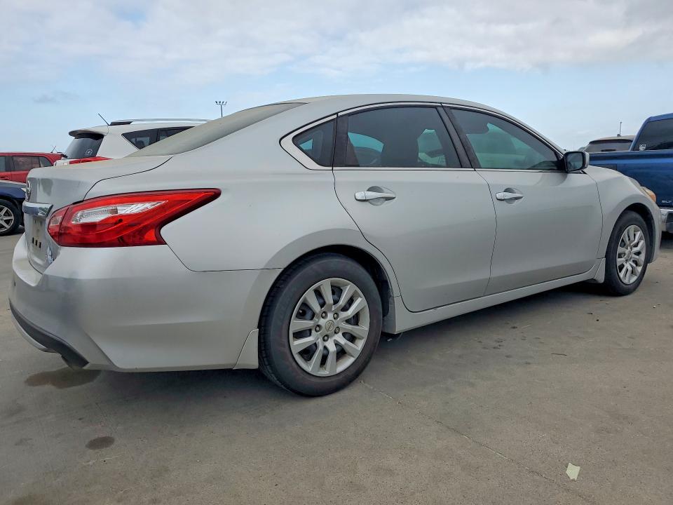 2016 Nissan Altima VIN 1N4AL3AP6GN362555 COPART salvage auction — REAR END, Tx - Salvage Vehicle Title, sold $2,050 on 2026-07-02 (photo 3)