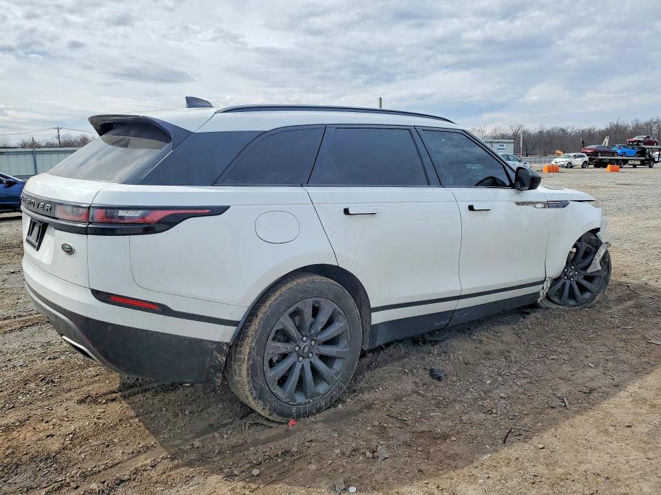 2018 Land rover RANGE ROVER VIN SALYL2RVXJA758193 COPART salvage auction — FRONT END, Id - Salvage Certificate Of Title, sold $6,100 on 2026-07-24 (photo 3)