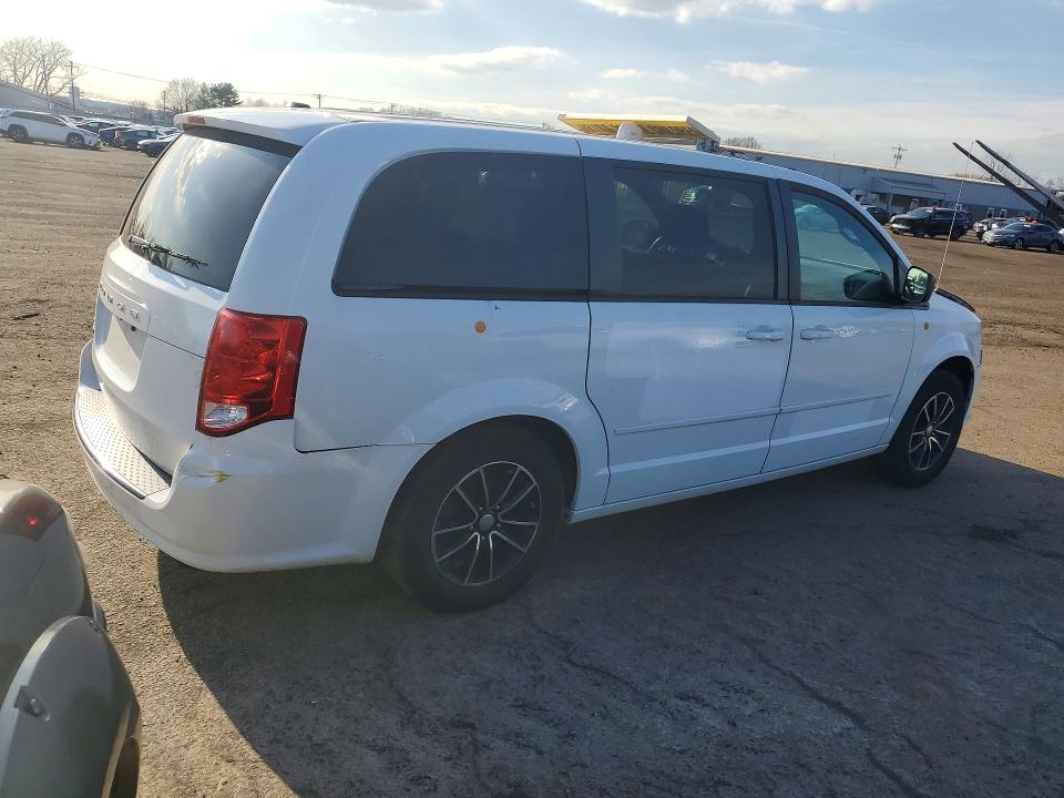 2015 Dodge Caravan VIN 2C4RDGBG9FR684060 COPART salvage auction — FRONT END, Ct - Certificate Of Title, sold $900 on 2026-07-02 (photo 3)