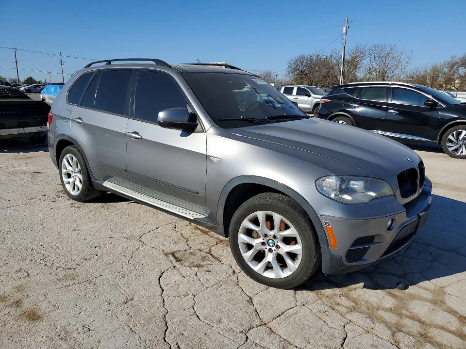 2012 BMW X5 VIN 5UXZV4C5XCL750398 COPART salvage auction — MECHANICAL, Wv - Certificate Of Title, sold $1,200 on 2026-07-09 (photo 4)