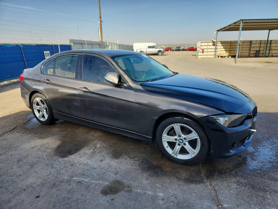 2014 BMW 3 series VIN WBA3C1C50EK107091 COPART salvage auction — REAR END, TX - CERT OF TITLE-REBUILT SALVAGE, sold $800 on 2026-07-24 (photo 4)