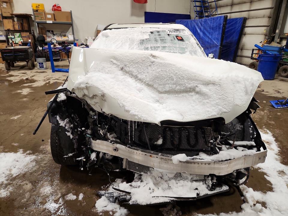 2012 Mercedes-benz C-klasse VIN WDDGF8BBXCA676552 COPART salvage auction — FRONT END, Salvage Title, sold $975 on 2026-08-04 (photo 5)