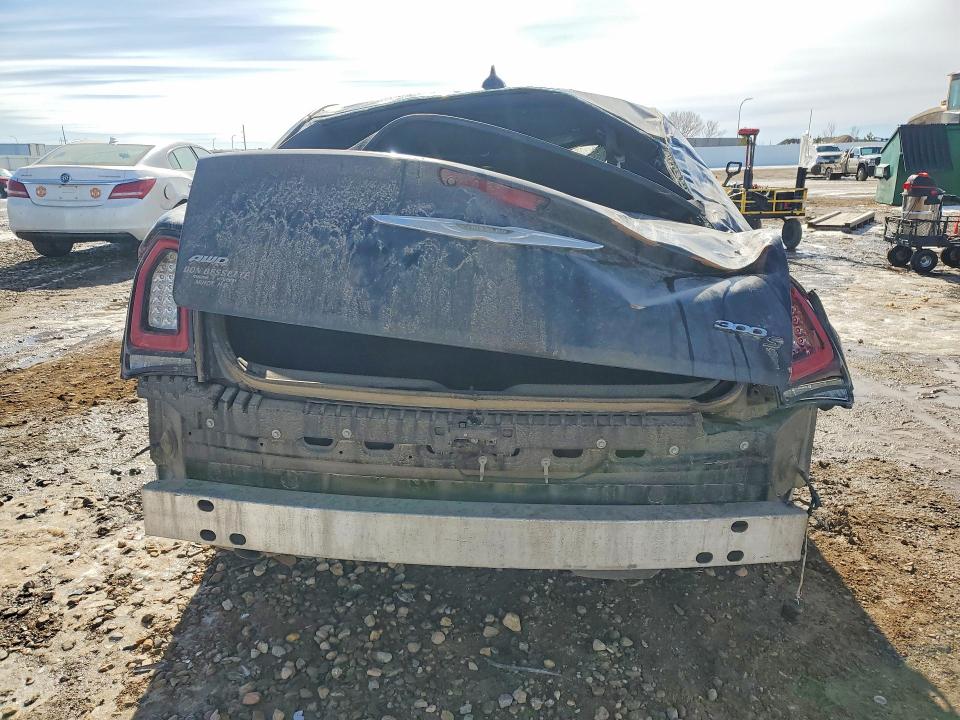 2019 Chrysler 300 VIN 2C3CCAGG1KH698375 COPART salvage auction — ROLLOVER, Mn - Cert Of Title-Salvage, sold $450 on 2026-07-20 (photo 6)