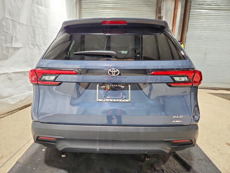 2024 Toyota Highlander VIN 5TDAAAB59RS039096 COPART salvage auction — FRONT END, IN - CERTIFICATE OF TITLE, sold $16,700 on 2026-07-21 (photo 6)