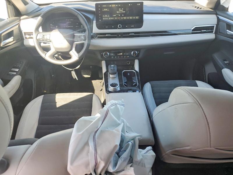 2025 Mitsubishi Outlander VIN JA4J3VA88SZ052014 COPART salvage auction — SIDE, Fl - Cert Of Title Slvg Rebuildable, sold $12,500 on 2026-07-06 (photo 8)