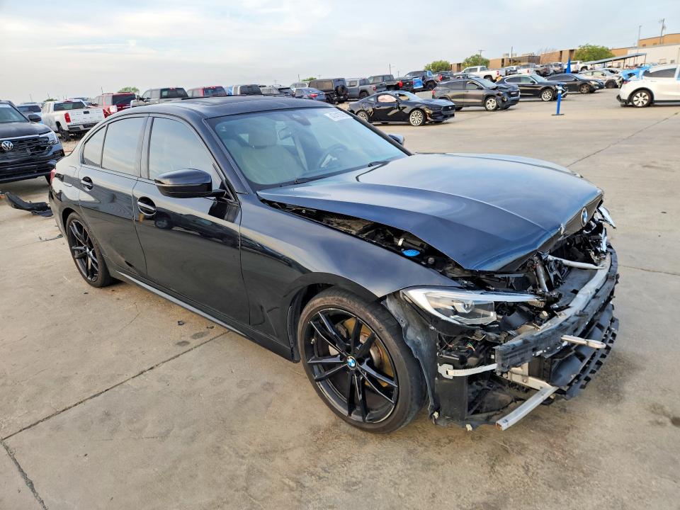 2019 BMW 3er VIN WBA5R1C56KAK06619 COPART salvage auction — FRONT END, Tx - Certificate Of Title, sold $10,600 on 2026-07-02 (photo 4)