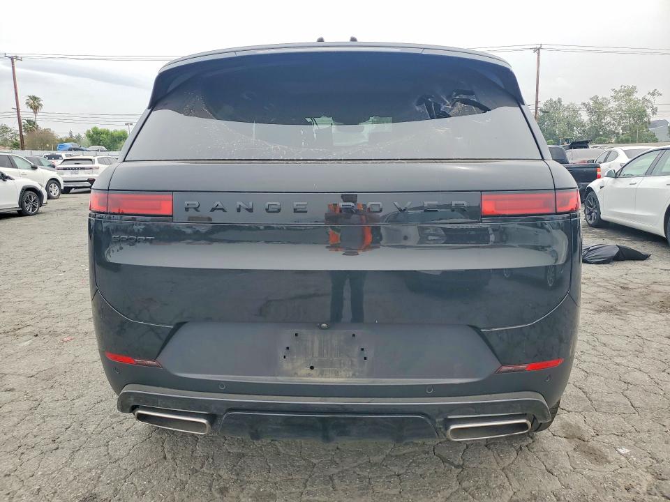 2025 Land rover RANGE ROVER VIN SAL1P9EU3SA456113 COPART salvage auction — FRONT END, Ca - Dis/Dlr/Exp Only Clean Title, sold $53,000 on 2026-07-20 (photo 6)