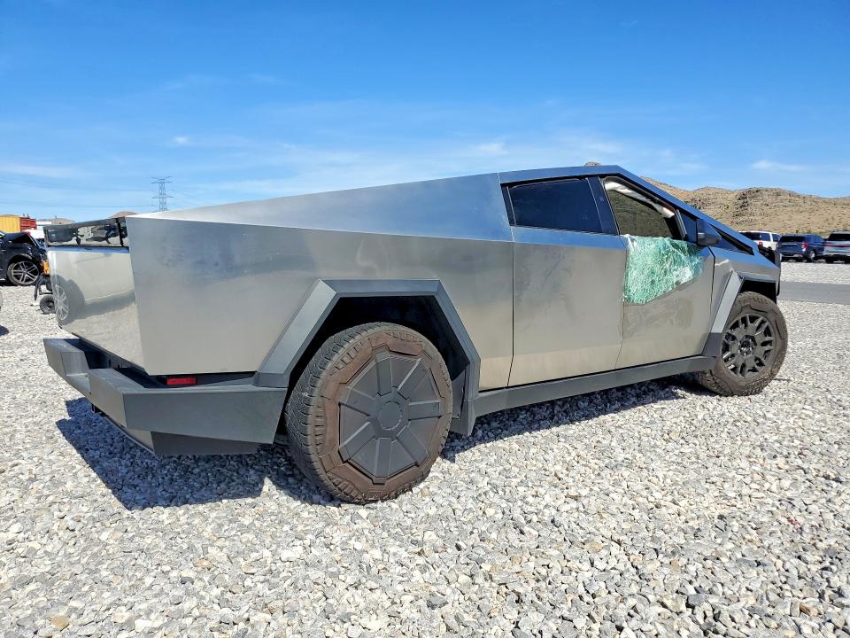 2025 Tesla Cybertruck VIN 7G2CEGEC9SA077409 COPART salvage auction — Front End, NV - SALVAGE TITLE, sold $18,400 on 2026-05-04 (photo 3)