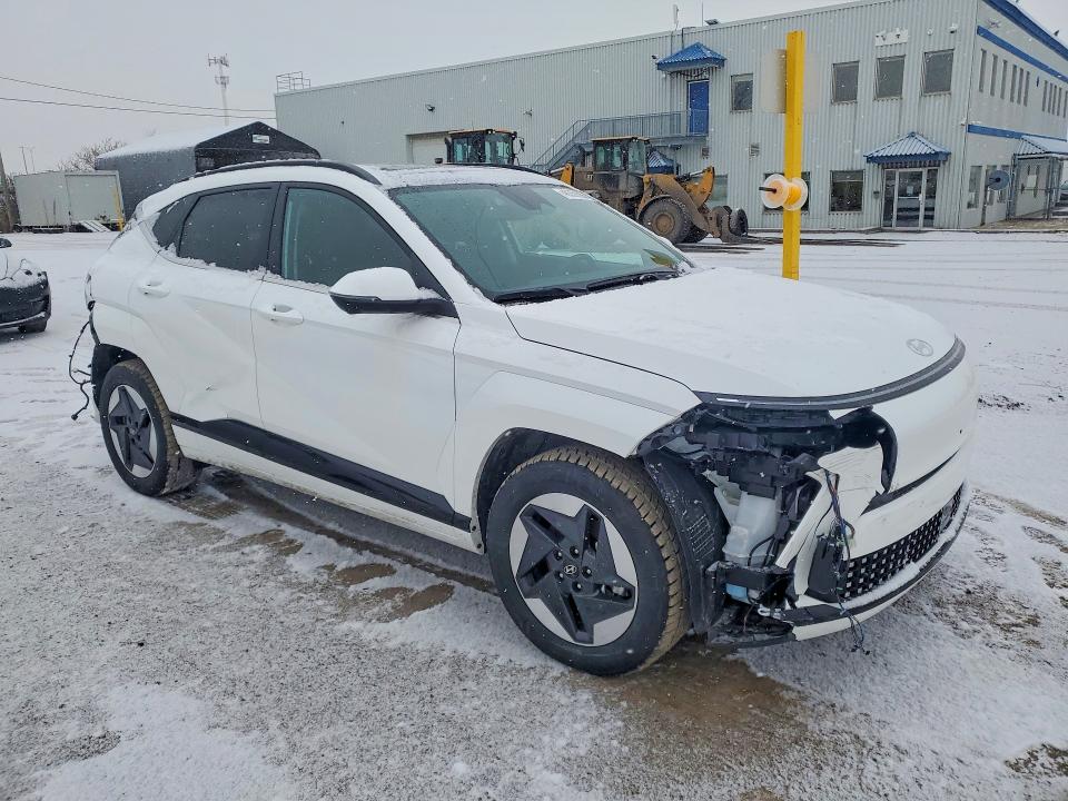 2025 Hyundai Kona VIN KM8HE3A69SU032395 COPART salvage auction — REAR END, Qc - Gravement Accidente, sold $13,800 on 2026-07-28 (photo 4)