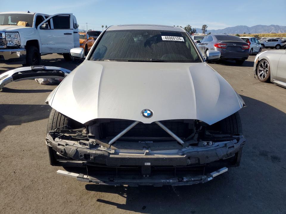 2019 BMW 3er VIN WBA5R1C5XKAK09328 COPART salvage auction — FRONT END, Ca - Salvage Certificate, sold $5,000 on 2026-07-20 (photo 5)
