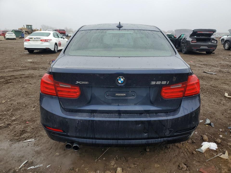 2013 BMW 3er VIN WBA3B5G54DNS04361 COPART salvage auction — FRONT END, Il - Salvage Certificate, sold $300 on 2026-08-04 (photo 6)