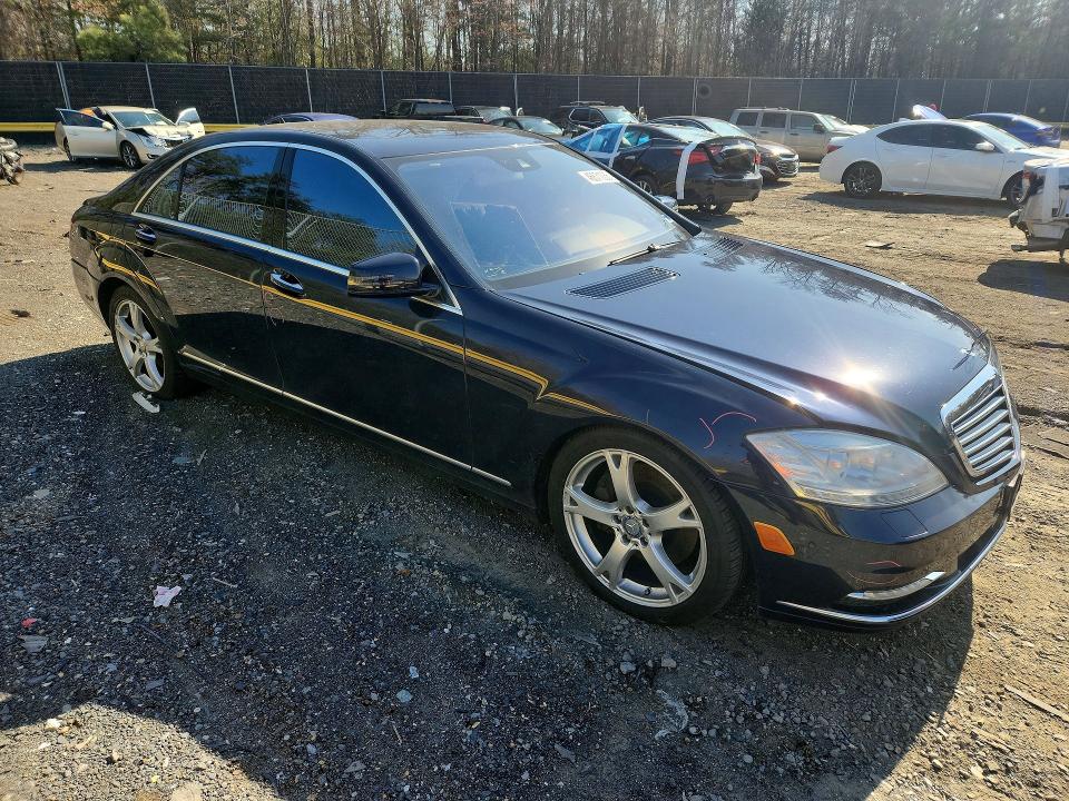 2013 Mercedes-benz S class VIN WDDNG9EB1DA523646 COPART salvage auction — REAR END, MD - CERT OF SALVAGE > 75% DAMAGE, sold $850 on 2026-07-28 (photo 4)