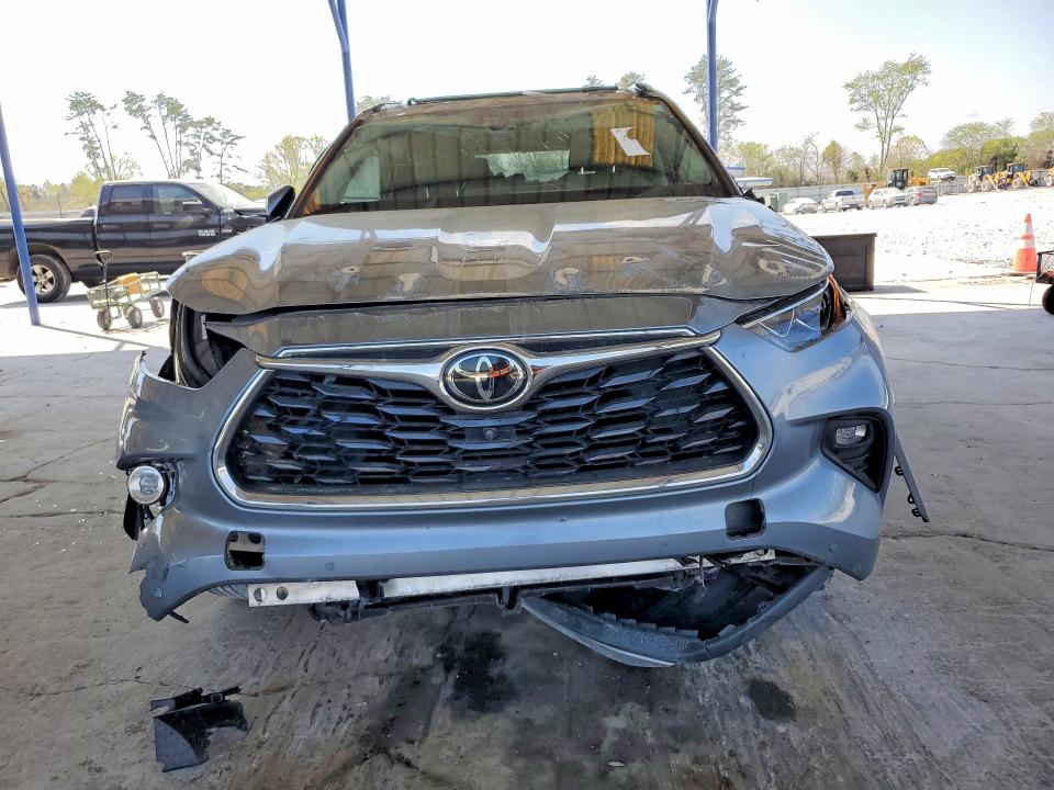 2020 Toyota Highlander VIN 5TDFZRBH8LS033465 COPART salvage auction — ROLLOVER, Ga - Cert Of Title-Salvage, sold $10,000 on 2026-07-02 (photo 5)