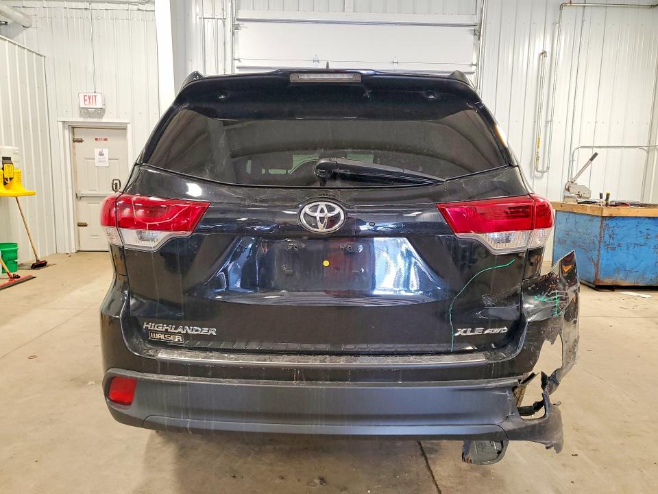 2019 Toyota Highlander VIN 5TDJZRFH5KS586478 COPART salvage auction — REAR END, Wv - Salvage Certificate, sold $9,300 on 2026-07-09 (photo 6)