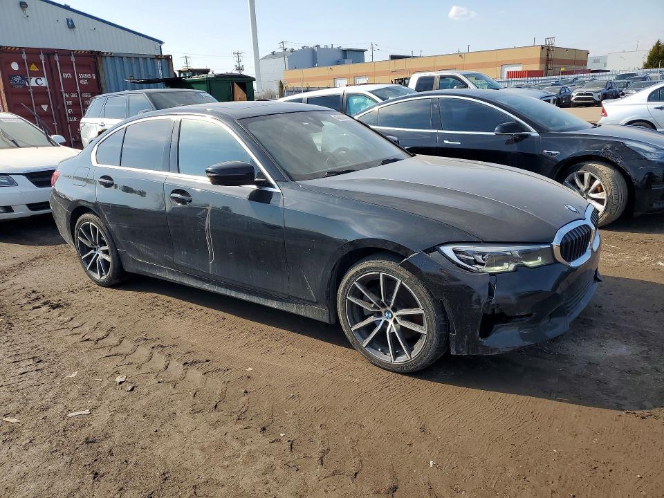 2019 BMW 3er VIN WBA5R7C51KAJ82944 COPART salvage auction — REAR END, Salvage Title, sold $15,000 on 2026-08-20 (photo 4)