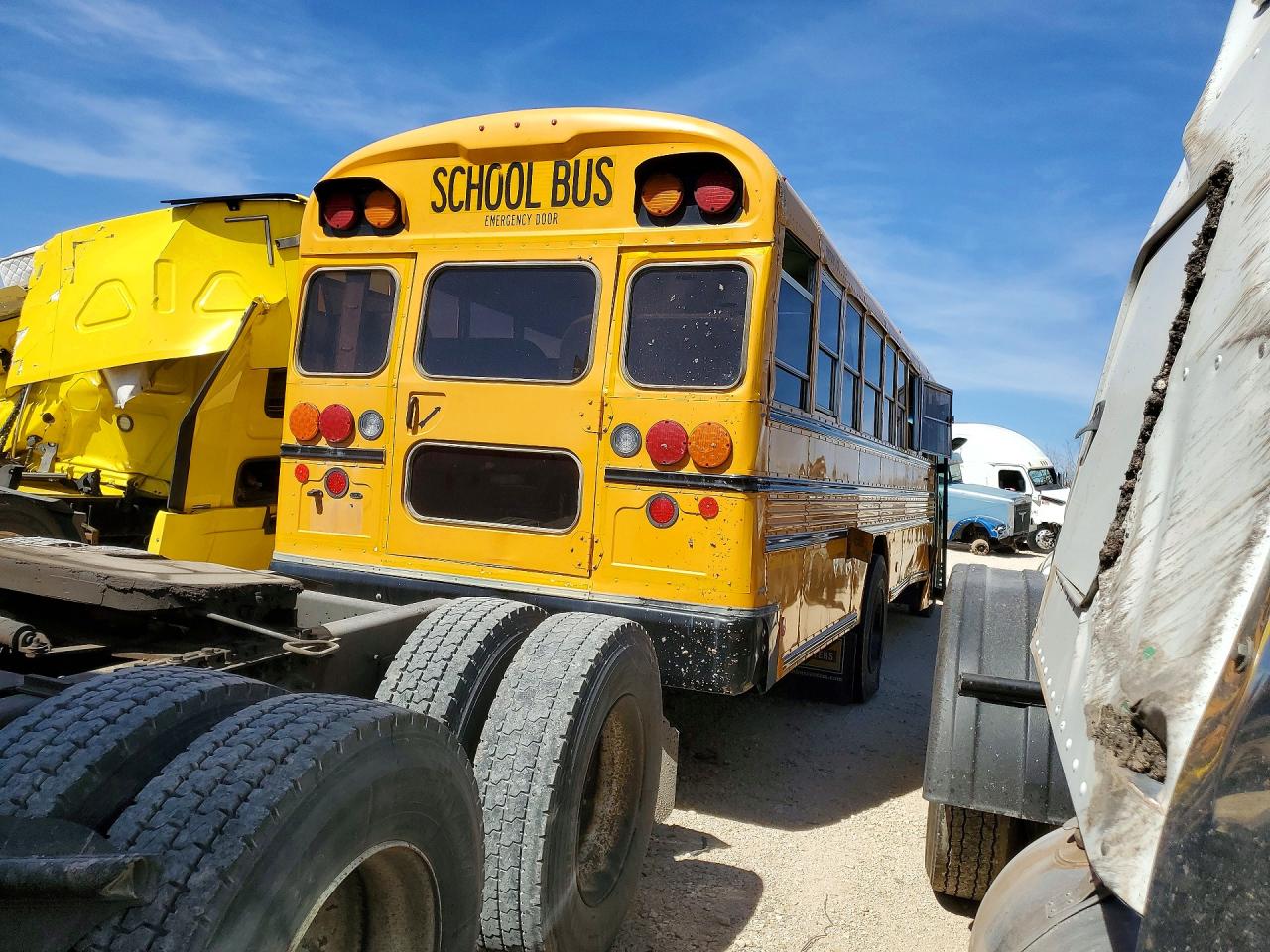 2015 Blubird School bus / transit bus VIN 1BAKCCPH2FF307957 COPART salvage auction — Front End, TX - SALVAGE VEHICLE TITLE, sold $3,475 on 2026-05-15 (photo 3)