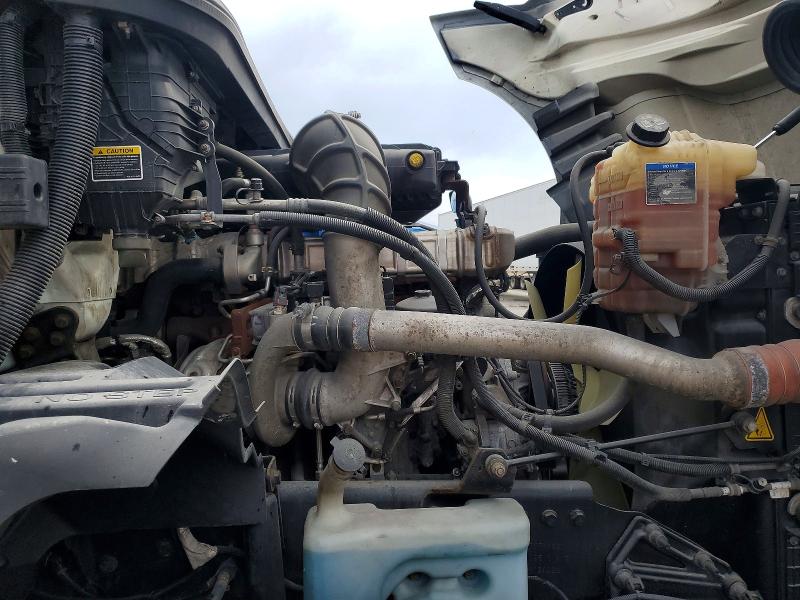 2019 International Lt VIN 3HSDZTZR0KN134888 COPART salvage auction — MINOR DENT/SCRATCHES, Ca - Certificate Of Title (P), sold $1,700 on 2026-07-08 (photo 7)