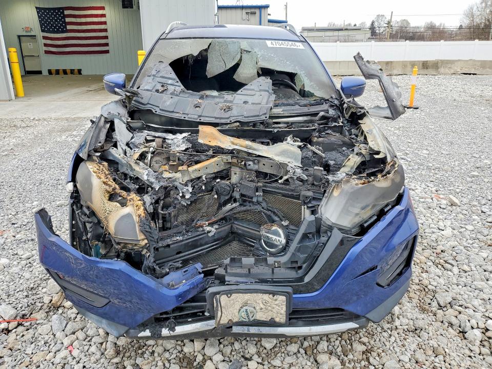 2018 Nissan Rogue sport VIN 5N1AT2MV1JC847991 COPART salvage auction — Burn Engine, OH - CERT OF TITLE-SALVAGE, sold $100 on 2026-07-02 (photo 5)