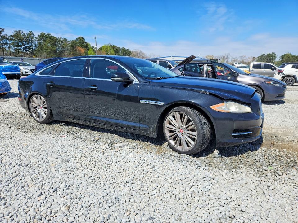 2014 Jaguar Xj VIN SAJWA2GT9EMV62161 COPART salvage auction — WATER/FLOOD, Ga - Cert Of Title-Flood Salvage, sold $2,250 on 2026-07-07 (photo 4)
