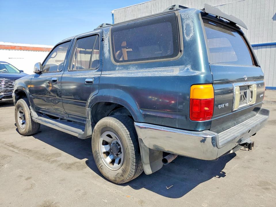 1995 Toyota 4runner VIN JT3VN29V7S0043078 COPART salvage auction — MINOR DENT/SCRATCHES, NV - CERTIFICATE OF TITLE, sold $150 on 2026-07-27 (photo 2)
