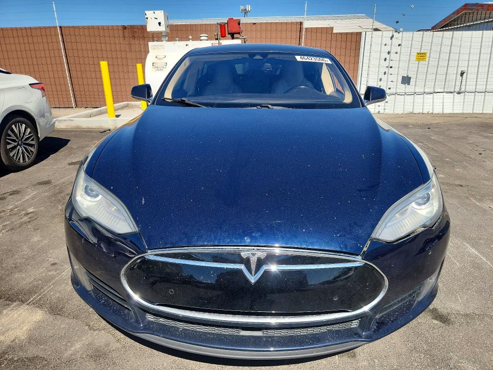 2015 Tesla VIN 5YJSA1S1XFF080564 COPART salvage auction — MECHANICAL, Fl - Cert Of Title-Rebuildable Slvg, sold $1,950 on 2026-07-27 (photo 5)