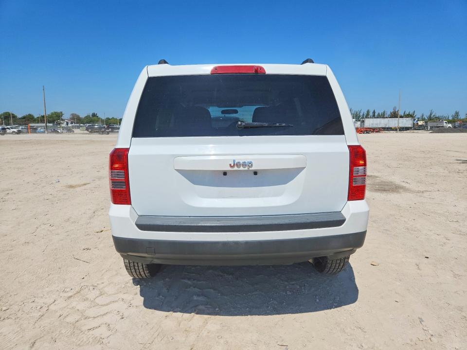 2015 Jeep Liberty (patriot) VIN 1C4NJPBA2FD281415 COPART salvage auction — FRONT END, Fl - Cert Of Title Slvg Rebuildable, sold $550 on 2026-07-09 (photo 6)