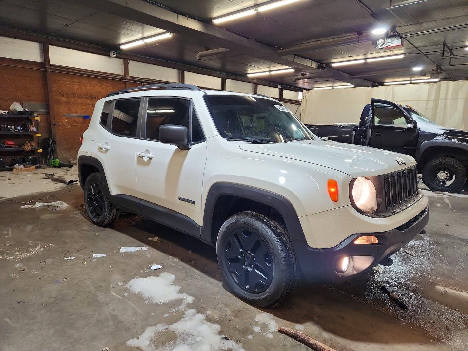 2018 Jeep Renegade VIN ZACCJBAB7JPH95288 COPART salvage auction — FRONT END, Salvage Title, sold $2,200 on 2026-08-06 (photo 4)