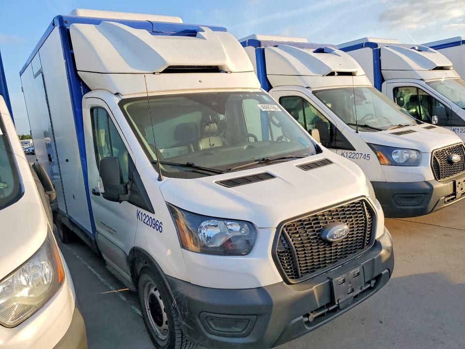 2023 Ford Transit VIN 1FDBW5ZG0PKA24183 COPART salvage auction — MINOR DENT/SCRATCHES, Tx - Certificate Of Title, sold $16,000 on 2026-07-30 (photo 4)