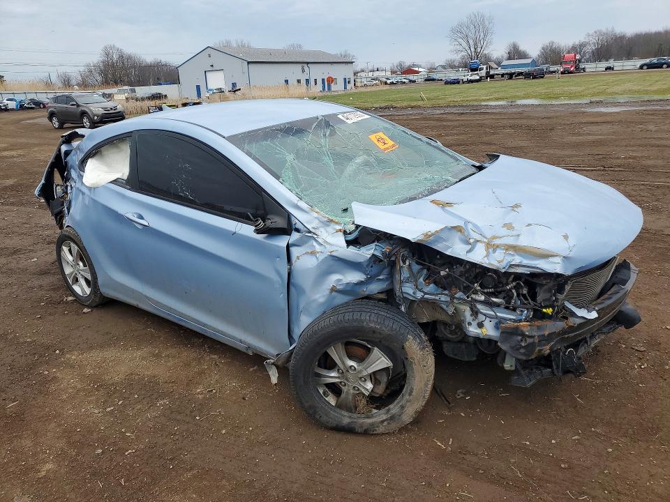 2013 Hyundai Elantra VIN KMHDH6AEXDU000654 COPART salvage auction — ROLLOVER, Salvage Title, sold $250 on 2026-07-16 (photo 4)