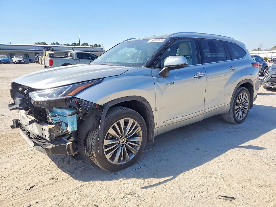 2021 Toyota Highlander VIN 5TDFARAH9MS005331 COPART salvage auction — FRONT END, Sc - Cert Of Title-Salvage, sold $14,800 on 2026-07-06 (photo 1)