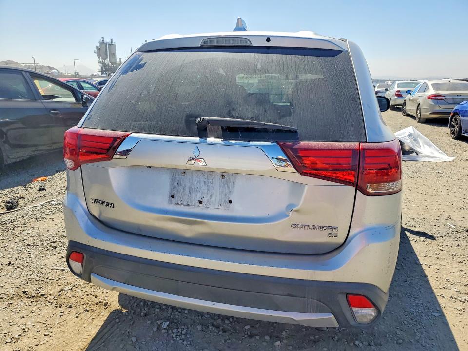 2018 Mitsubishi VIN JA4AZ3A38JZ055386 COPART salvage auction — FRONT END, Salvage Title, sold $2,100 on 2026-07-10 (photo 6)