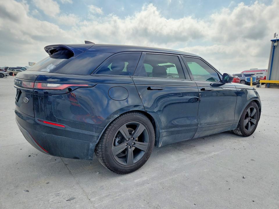 2019 Land rover Range rover velar VIN SALYB2EV0KA798941 COPART salvage auction — MINOR DENT/SCRATCHES, MT - CERTIFICATE OF TITLE, sold $10,100 on 2026-07-31 (photo 3)