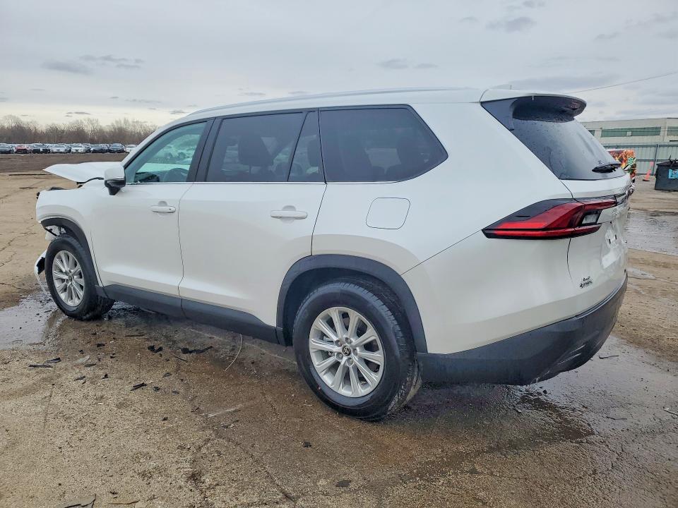 2026 Toyota Highlander VIN 5TDAAAB50TS107700 COPART salvage auction — Front End, IL - SALVAGE CERTIFICATE, sold $19,400 on 2026-05-06 (photo 2)