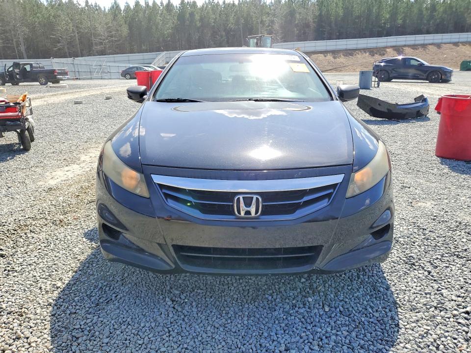 2012 Honda Accord VIN 1HGCS1B70CA007005 COPART salvage auction — SIDE, Nc - Salvage Certificate Of Title, sold $300 on 2026-07-02 (photo 5)