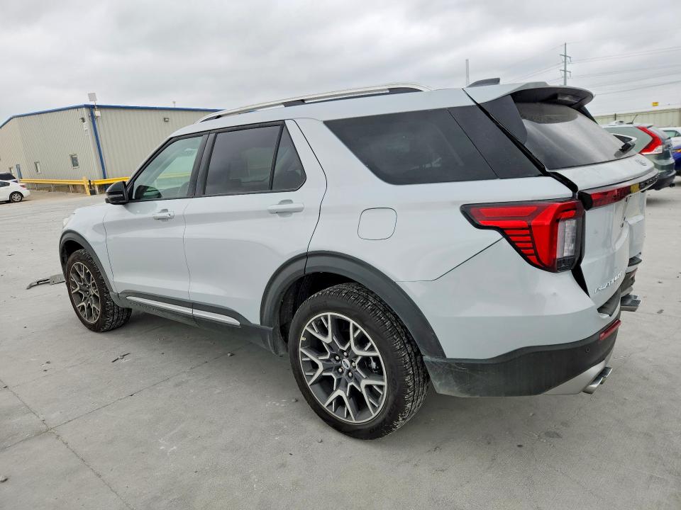 2025 Ford Explorer VIN 1FMWK8HC2SGC81841 COPART salvage auction — REAR END, Tx - Certificate Of Title, sold $15,800 on 2026-07-28 (photo 2)