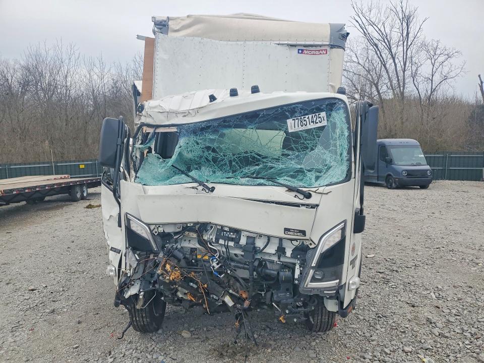 2025 Isuzu Nrr VIN JALE5W162S7P05789 COPART salvage auction — ALL OVER, Tn - Salvage Certificate, sold $225 on 2026-07-29 (photo 5)