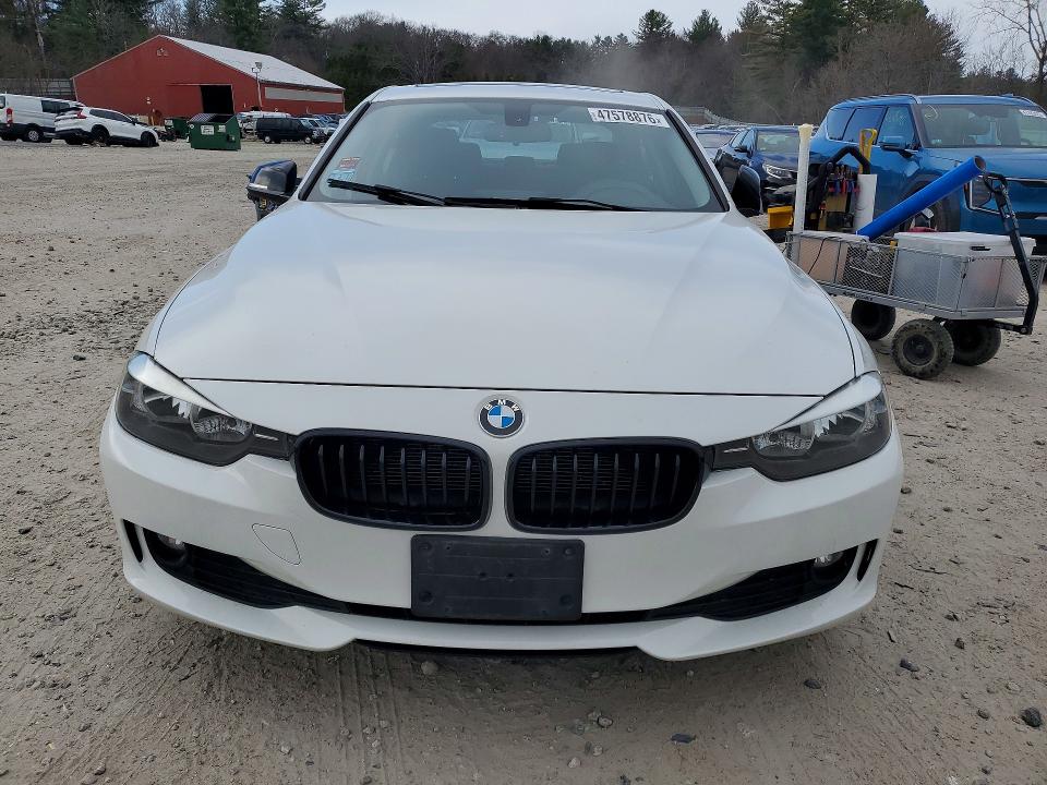 2015 BMW 3er VIN WBA3C3G54FNS76035 COPART salvage auction — SIDE, Id - Salvage Certificate Of Title, sold $2,900 on 2026-07-16 (photo 5)