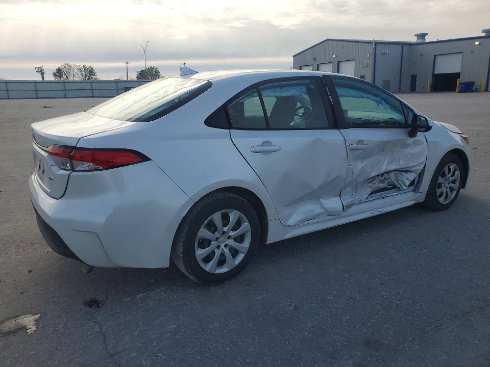 2023 Toyota VIN 5YFB4MDE1PP039142 COPART salvage auction — SIDE, Fl - Cert Of Title Slvg Rebuildable, sold $5,100 on 2026-07-09 (photo 3)